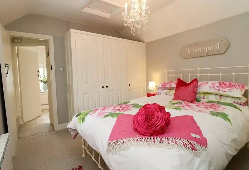 Bluebell Cottage
