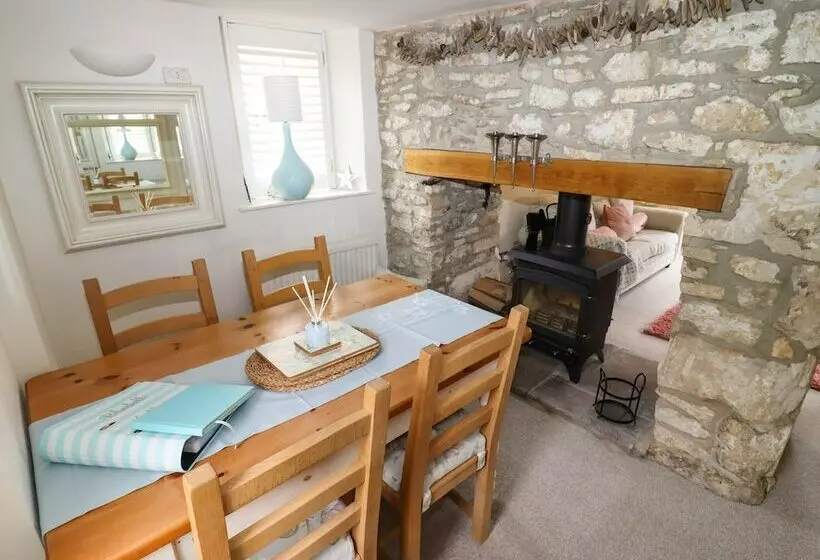 Bluebell Cottage