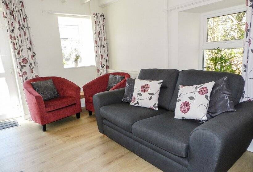 Bwlch Yr Awel Cottage