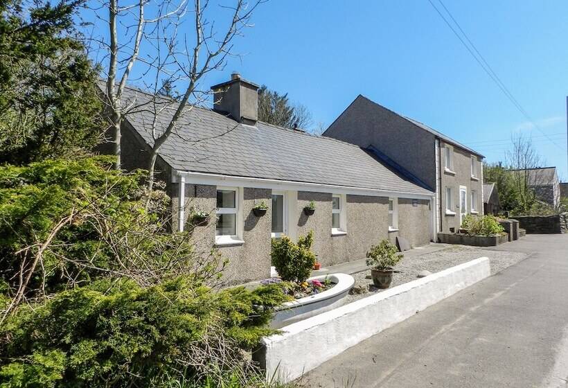 Bwlch Yr Awel Cottage