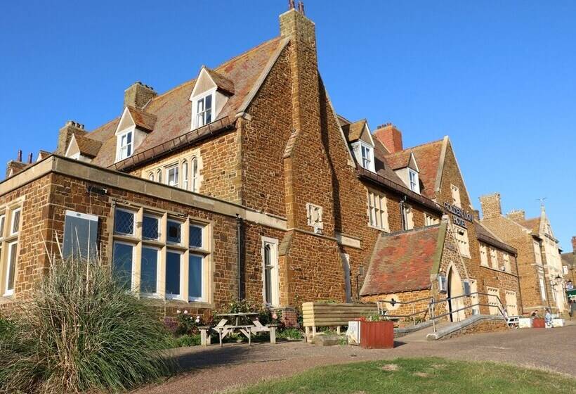 Flat 2, 4 St Edmund S Terrace