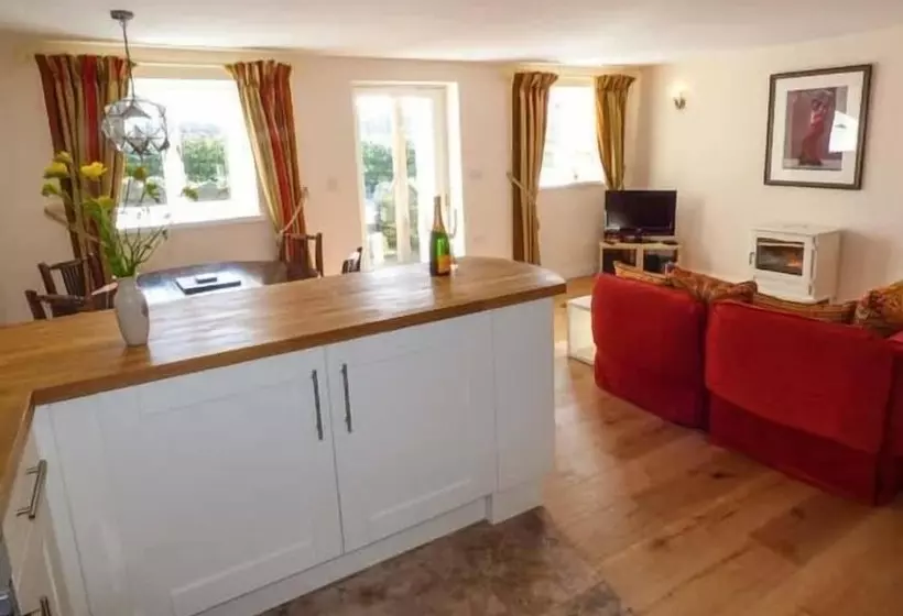 Kestrel Cottage
