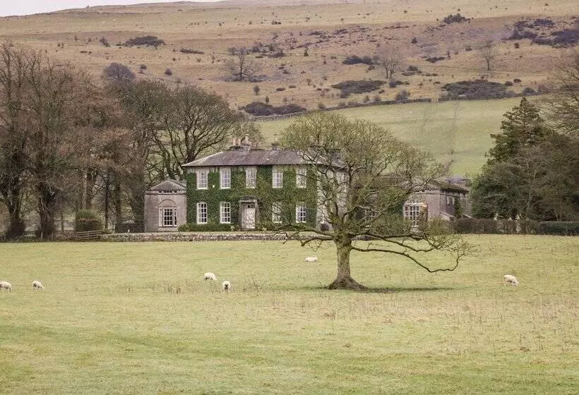 Longlands The Coach House