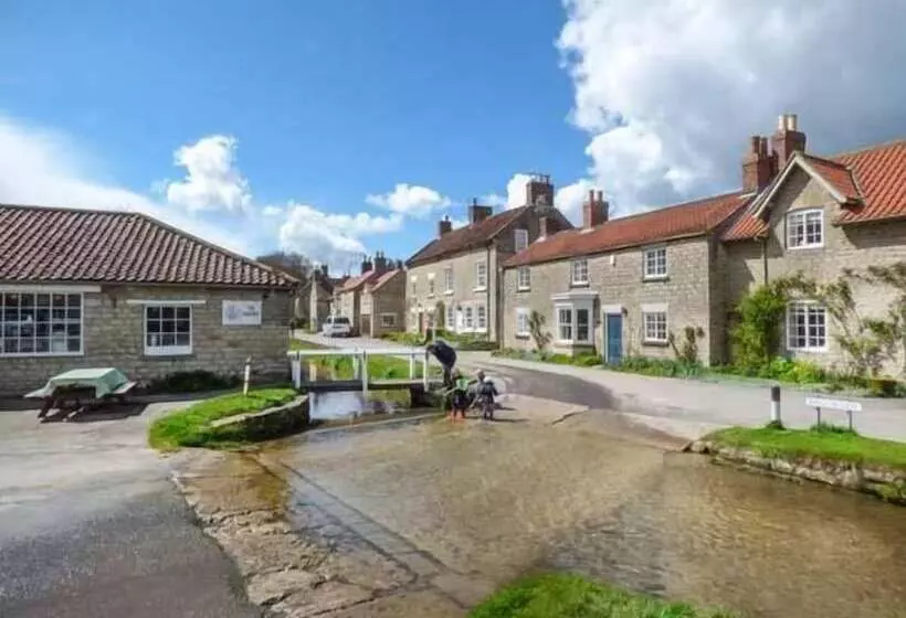 Stable Cottage