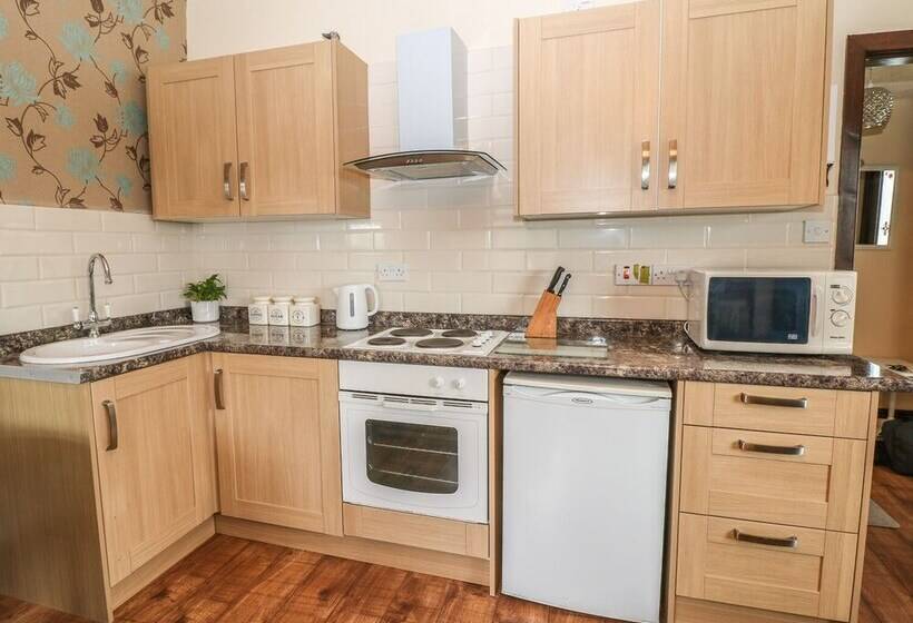 The Cottage At Moseley House Farm