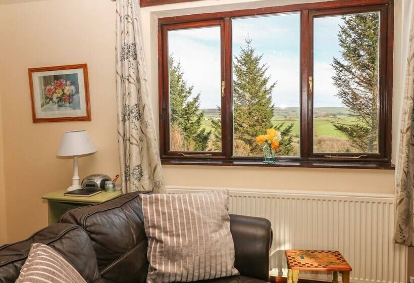 The Cottage At Moseley House Farm