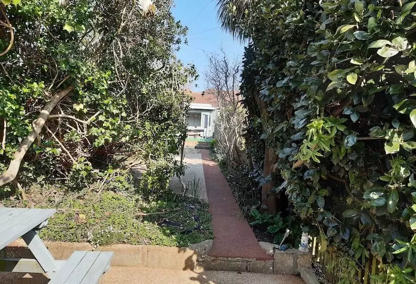 2 Hope Cottages