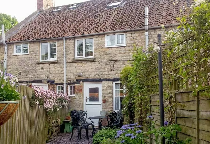 31 Outgang Road