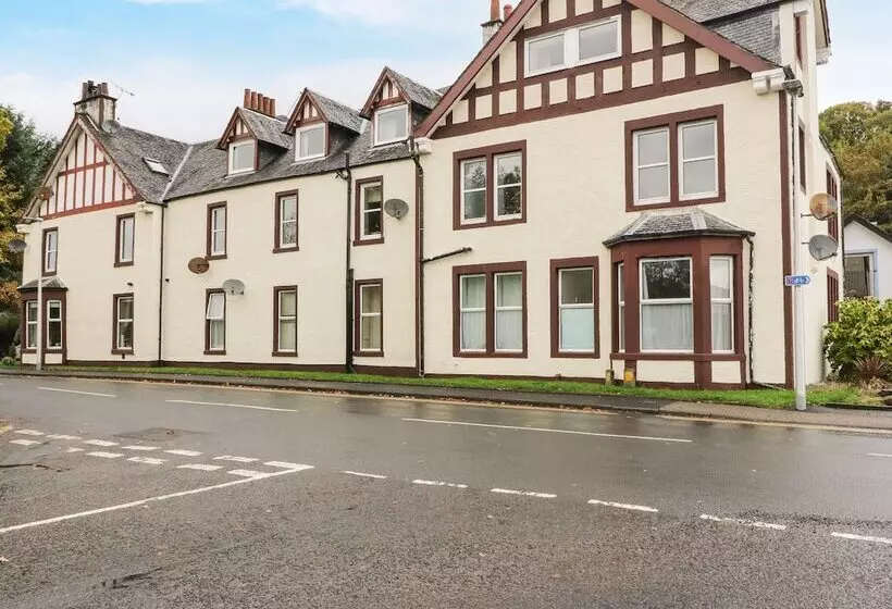 Aberfoyle Apartment