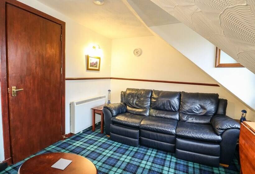 Aberfoyle Apartment