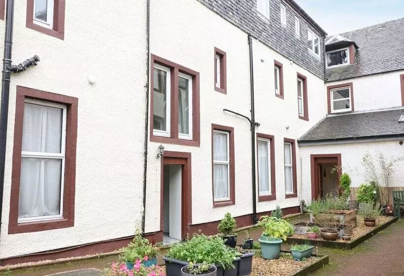 Aberfoyle Apartment