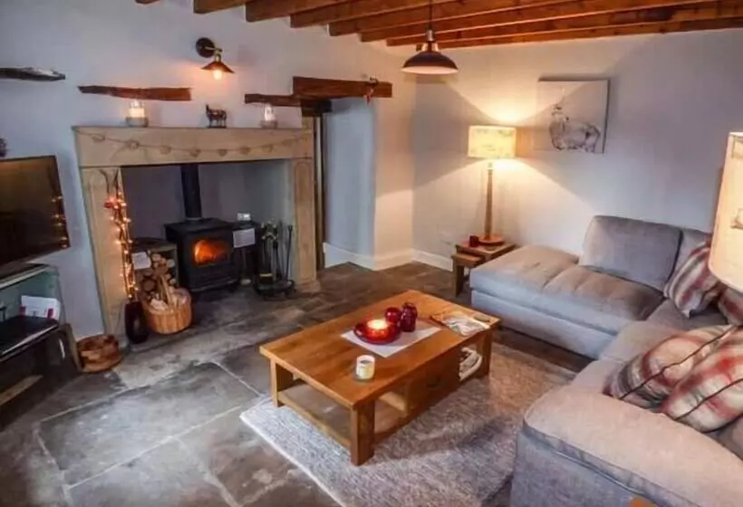 Castle Hill Cottage