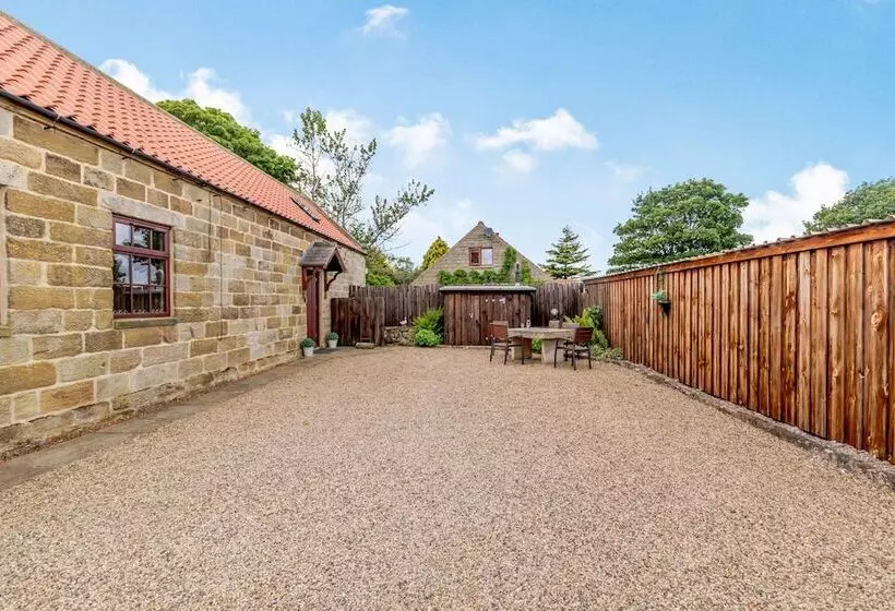 Lanes Barn