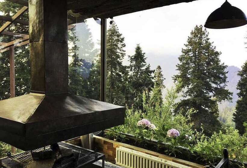 Alpine Hotel  Nathiagali