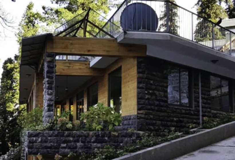 Alpine Hotel  Nathiagali