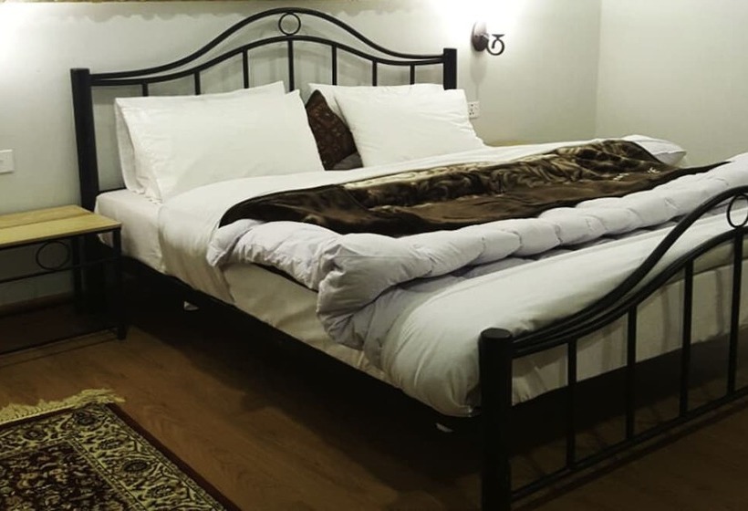 Alpine Hotel  Nathiagali