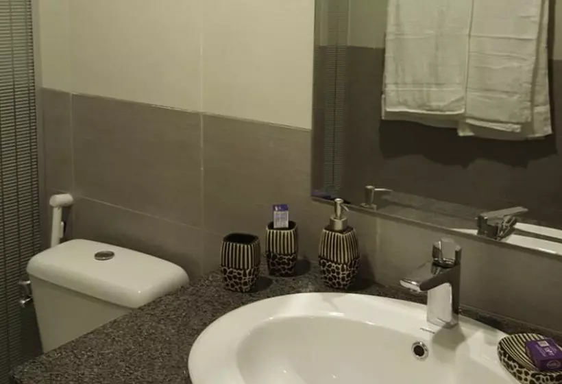 Alpine Hotel  Nathiagali