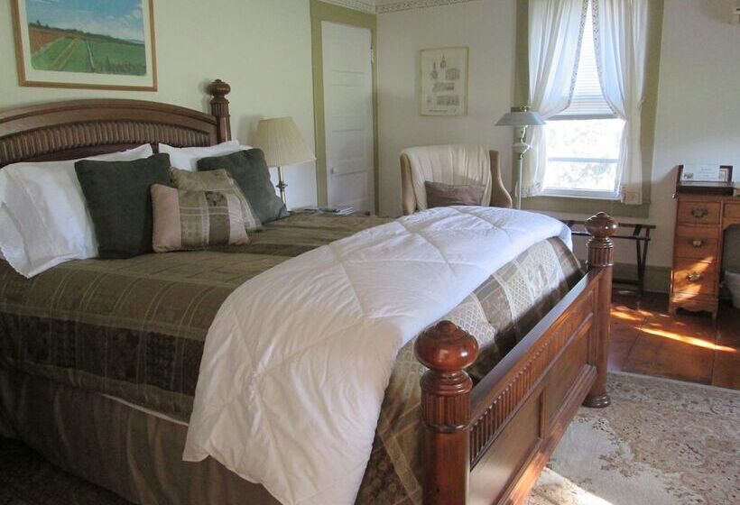 Buck's Homestead B&b