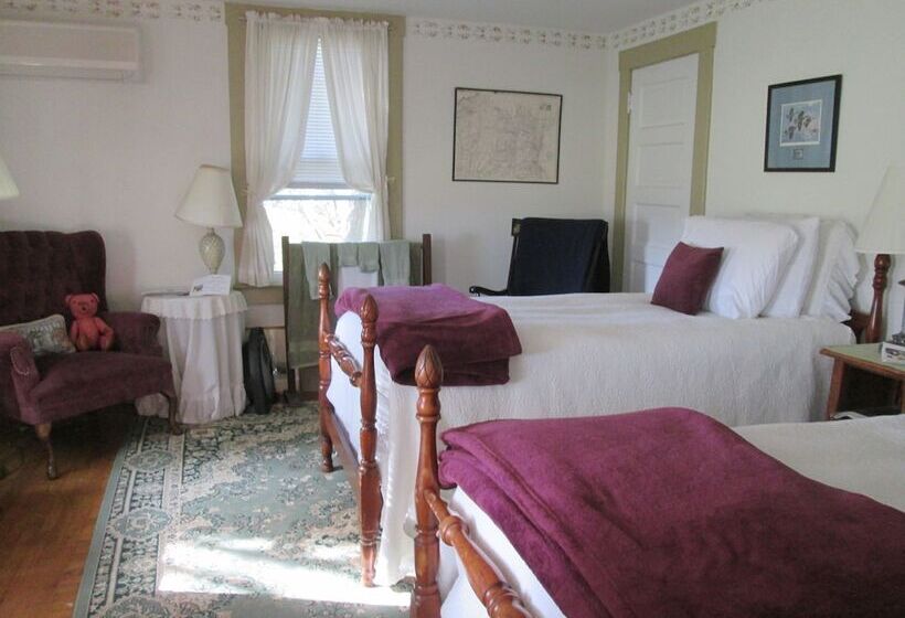 Buck's Homestead B&b