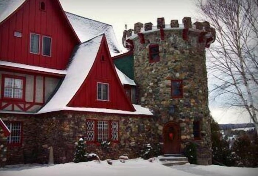 Pathsaala Inn & Restaurant