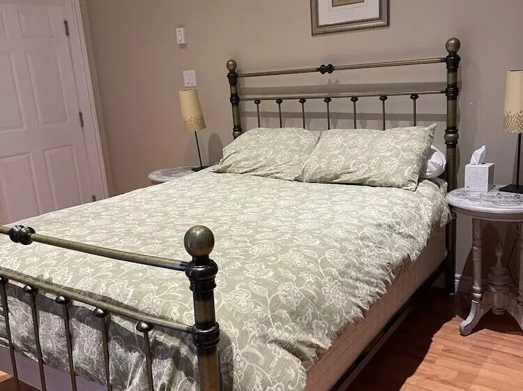 Pathsaala Inn & Restaurant