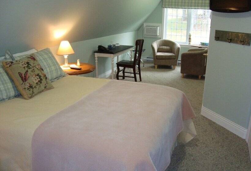 Pathsaala Inn & Restaurant