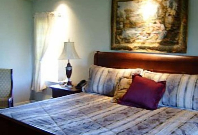 Pathsaala Inn & Restaurant