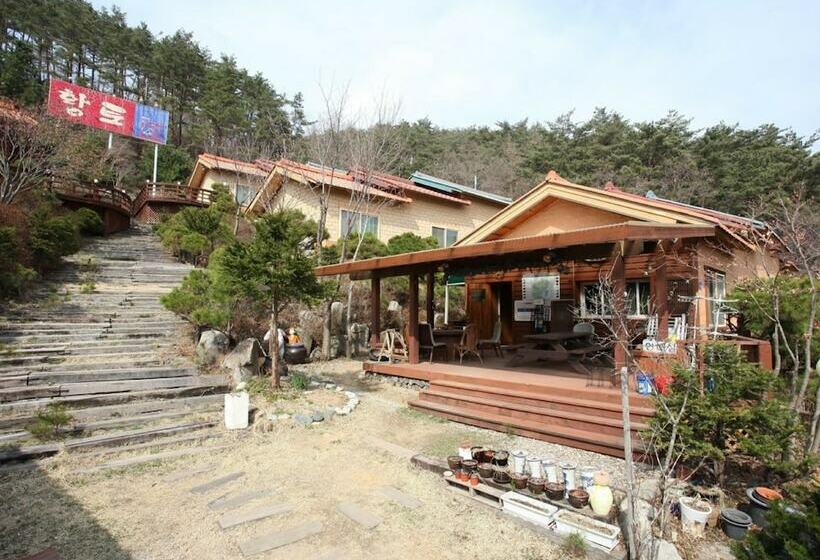 Chogajip Hwangto Pension