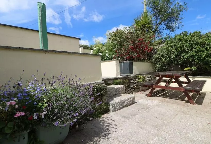 Eldamar Cottage