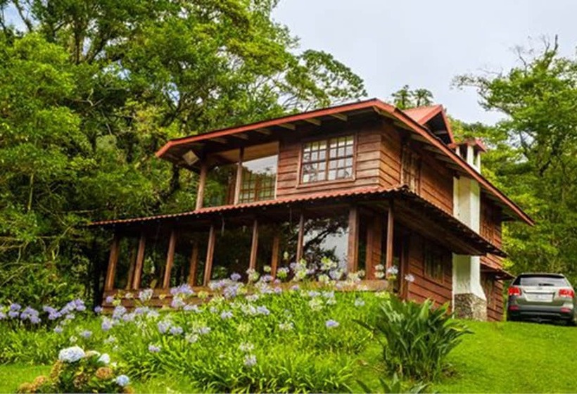 בית מלון כפרי Aurora Mountain