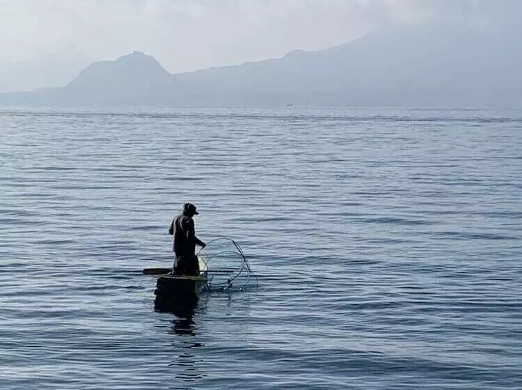 هتل Cabañas De Tzununa