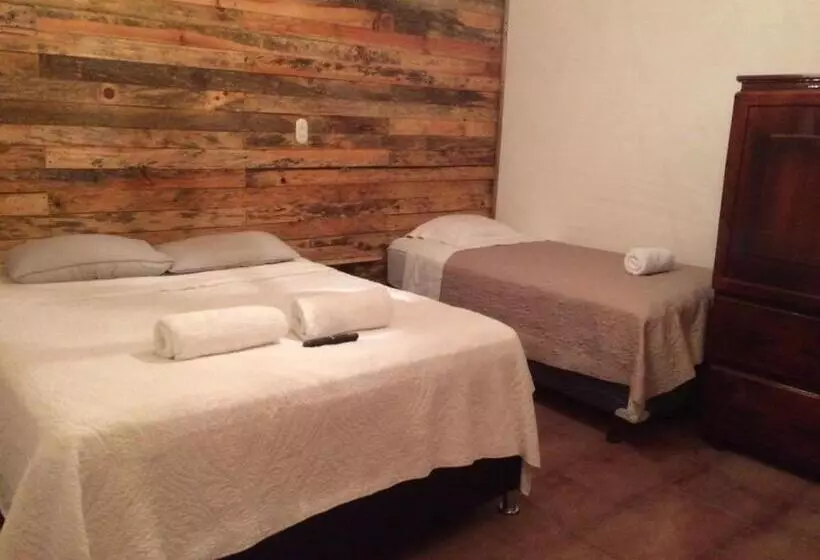 هتل Cabañas De Tzununa