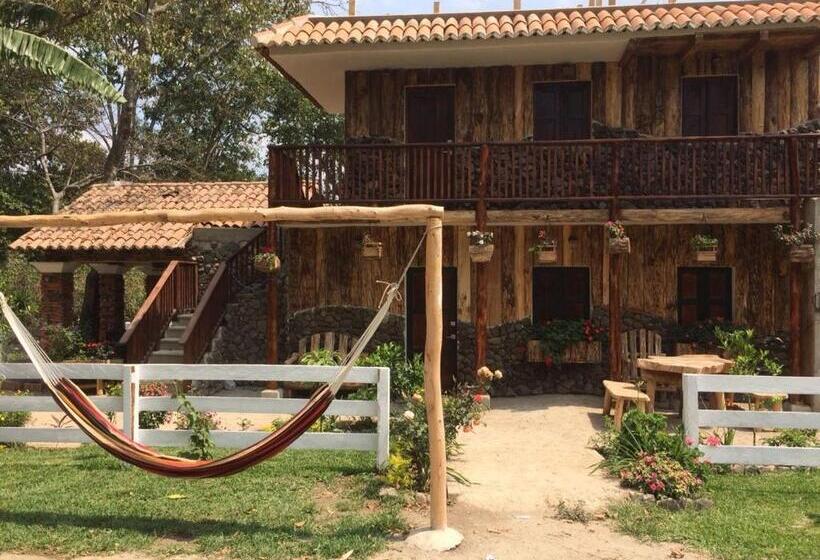 هتل Cabañas De Tzununa