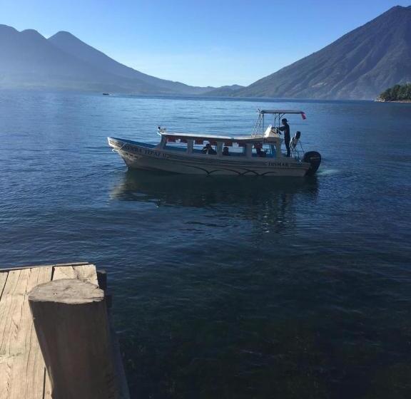 هتل Cabañas De Tzununa