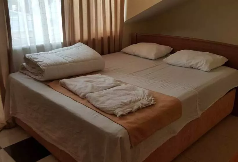 Hotelli Kalpe Houses Tatil Koyu