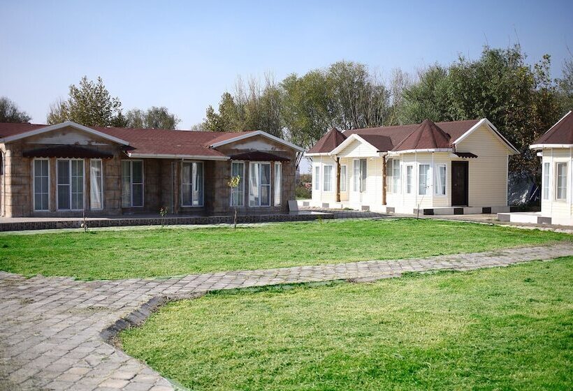 ホテル Tuana Tatil Koyu