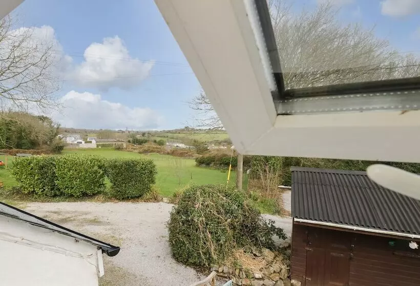 Manor Farmhouse Cottage