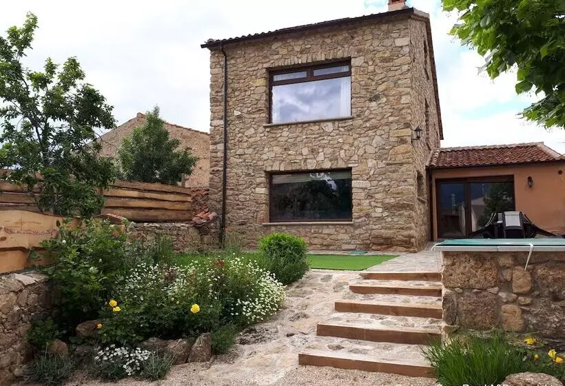 ペンション La Pedraza Casa Rural