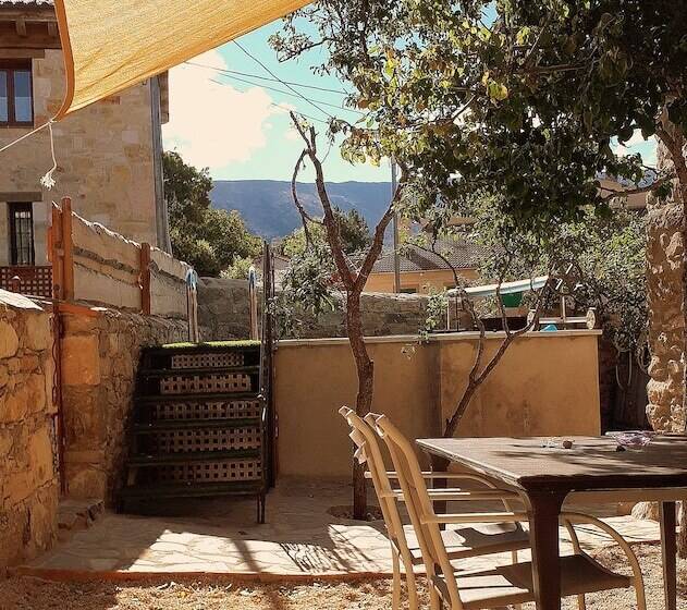 פנסיון La Pedraza Casa Rural