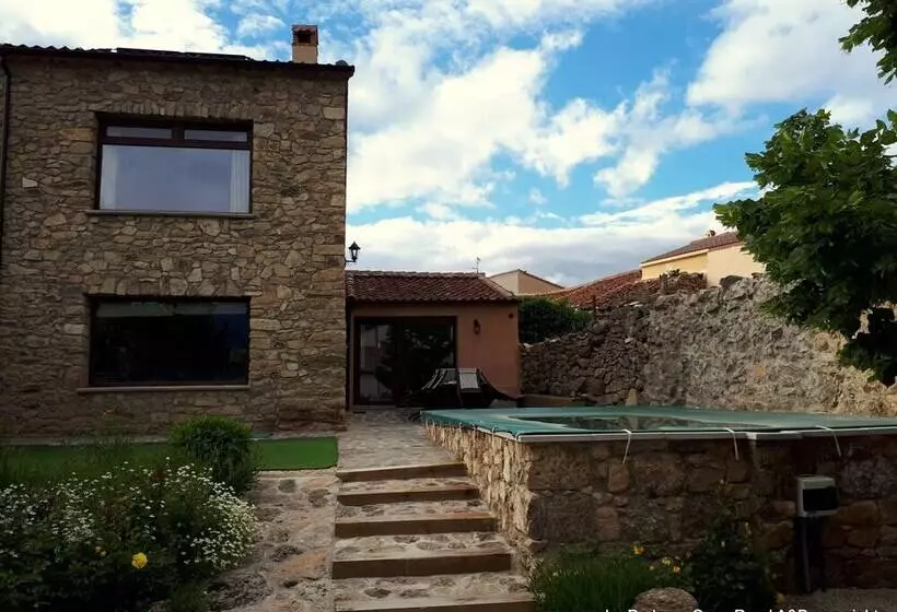 ペンション La Pedraza Casa Rural