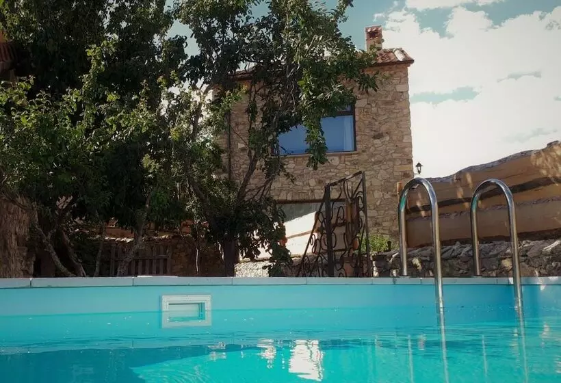 ペンション La Pedraza Casa Rural