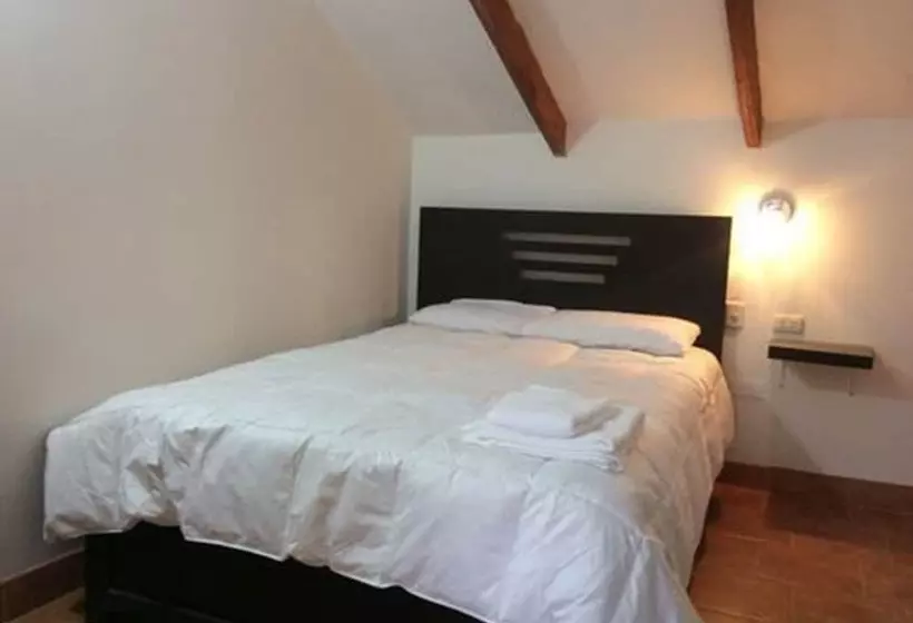 پانسیون Pakareq Tampu Guest House