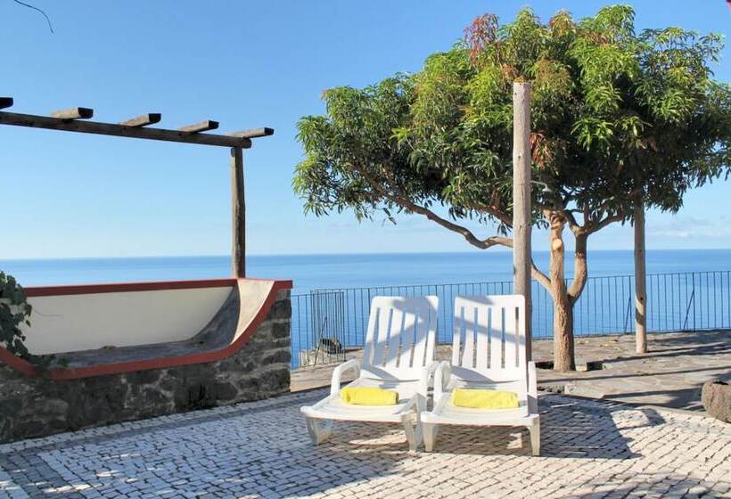 Ourmadeira Stonecliff Cottage, Countryside Retreat