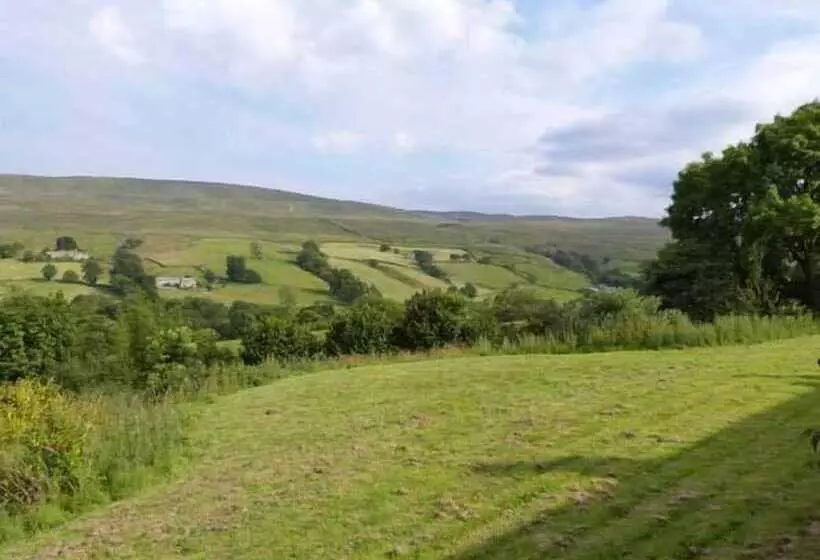 Deerclose West Farmhouse