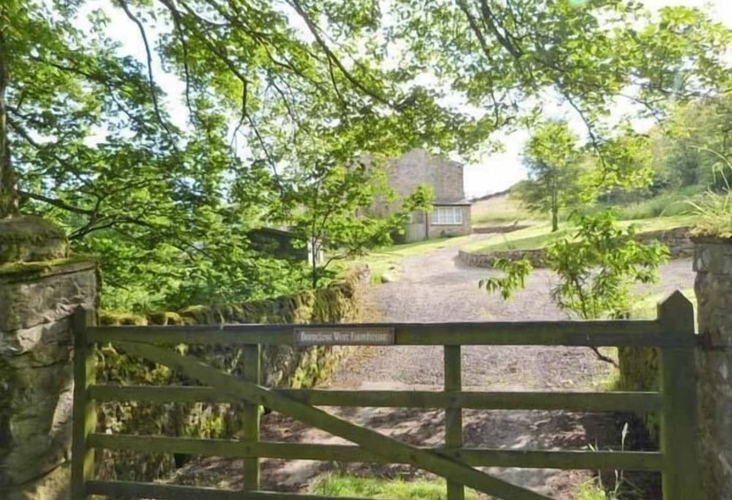 Deerclose West Farmhouse