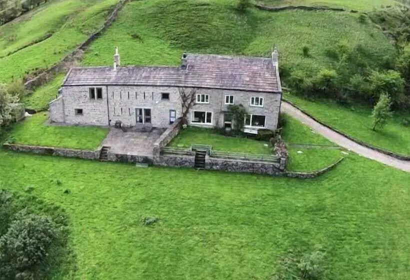 Deerclose West Farmhouse