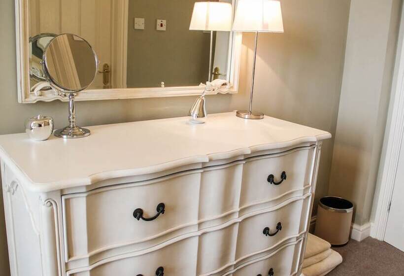 Geltsdale Garden Apartment