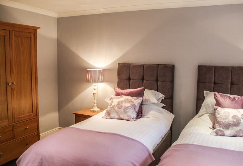 Geltsdale Garden Apartment