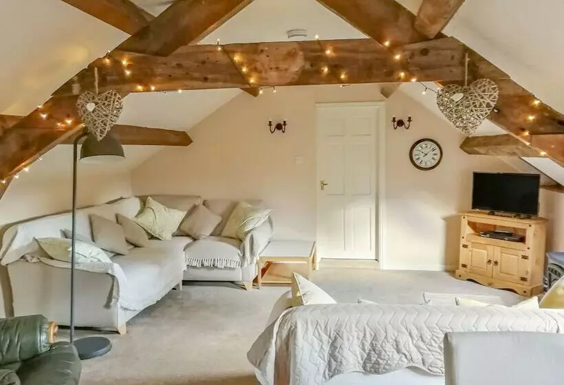 Hen Ysgubor Cottage