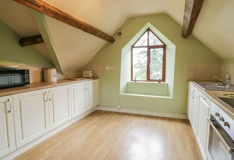 Hen Ysgubor Cottage